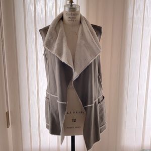 Tan Suede and Faux Fur Vest size L